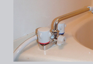 浴室水栓タイプ　2ハンドル