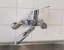 キッチン取付タイプ　壁付き