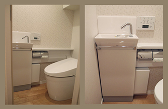 トイレの両脇の壁紙を背面の壁と違う柄で張っています