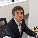 営業担当：高橋